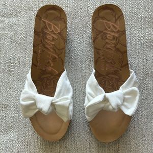 White Blowfish Malibu wedge sandals in size 9.